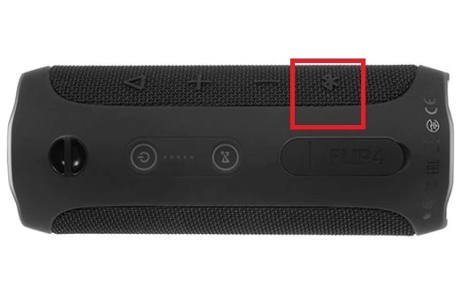 JBL Flip 4 Bluetooth button